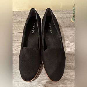 Vionic Willa Wedge Black Suede Orthotic Slip On Loafers Comfort 9.5 Wide